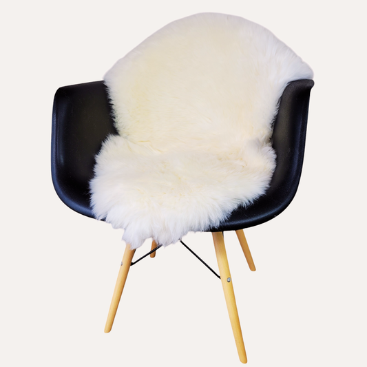 Naturasan Premium Schaffell |Ökologisch gegerbt & handgearbeitet | diverse Farben